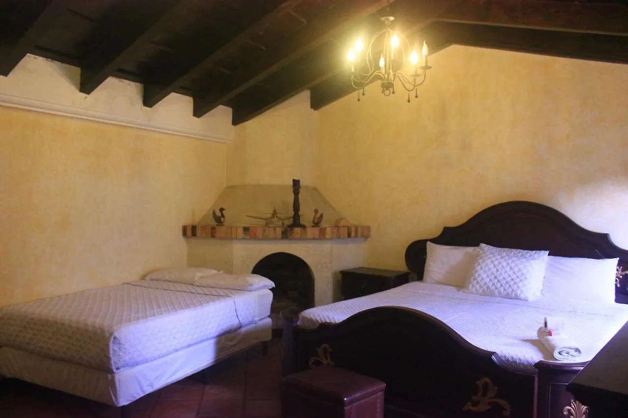 Bed & Breakfast Hotel Central Antiguainn